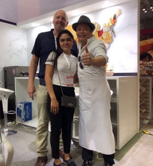 Dave Jack Lee and Hoa